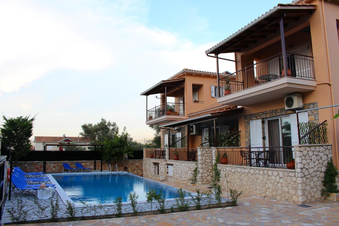 Alkionis Pool View Apartments Lefkáda Extérieur photo