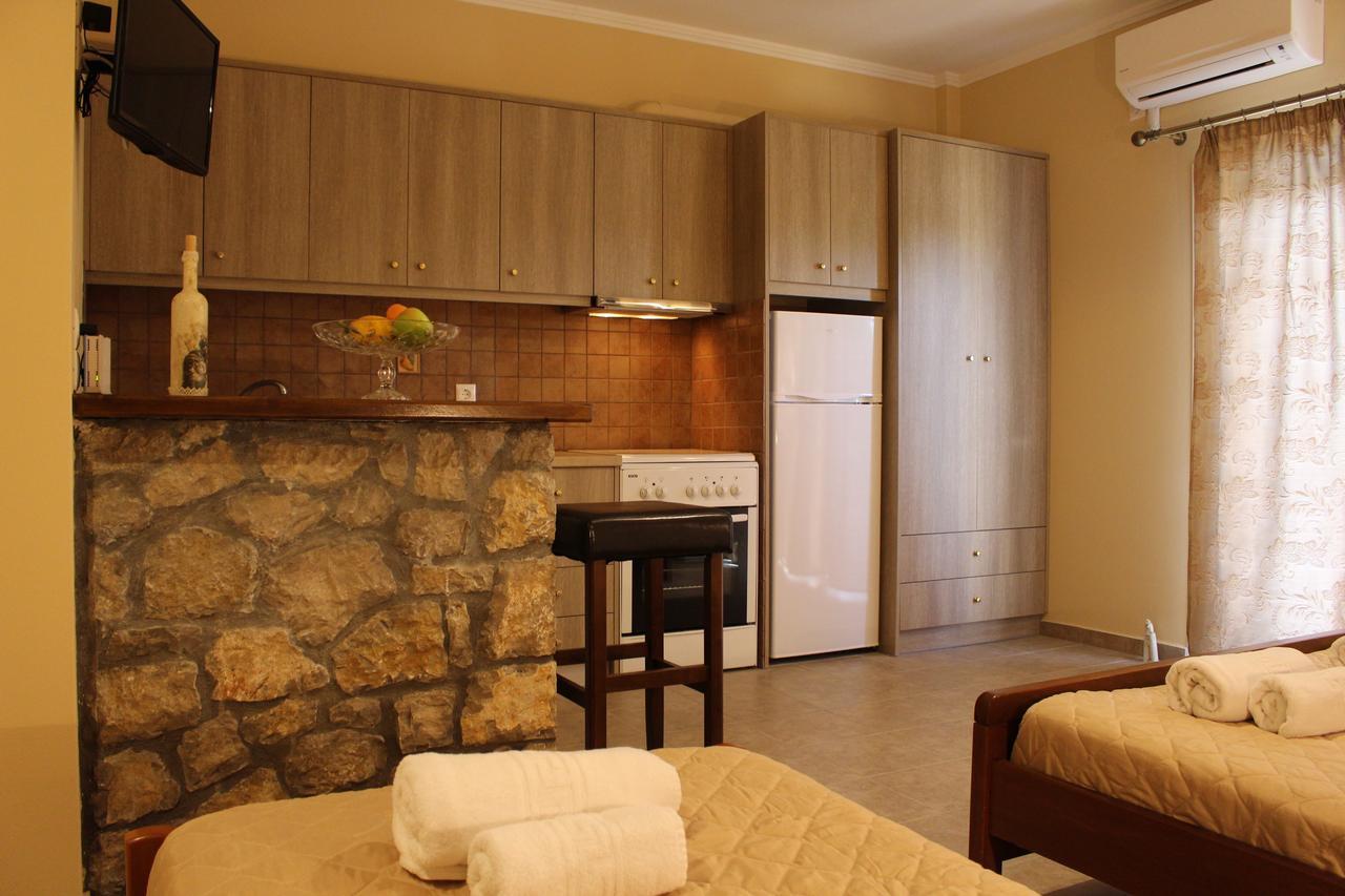 Alkionis Pool View Apartments Lefkáda Extérieur photo
