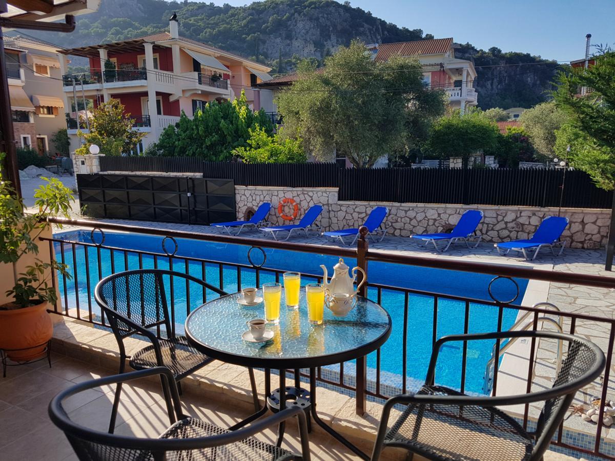 Alkionis Pool View Apartments Lefkáda Extérieur photo